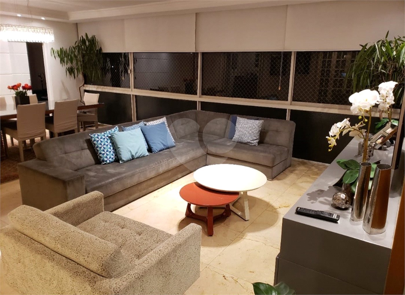 Apartamento à venda com 3 quartos, sendo 1 suíte,  em Jardim América, São Paulo, SP