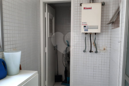 Apartamento à venda com 3 quartos, sendo 1 suíte, em Jardim Marajoara, São Paulo, SP