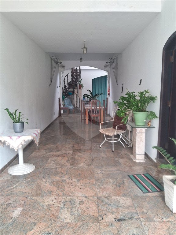 Casa à venda com 3 suítes, em Campo Grande, Rio de Janeiro, RJ