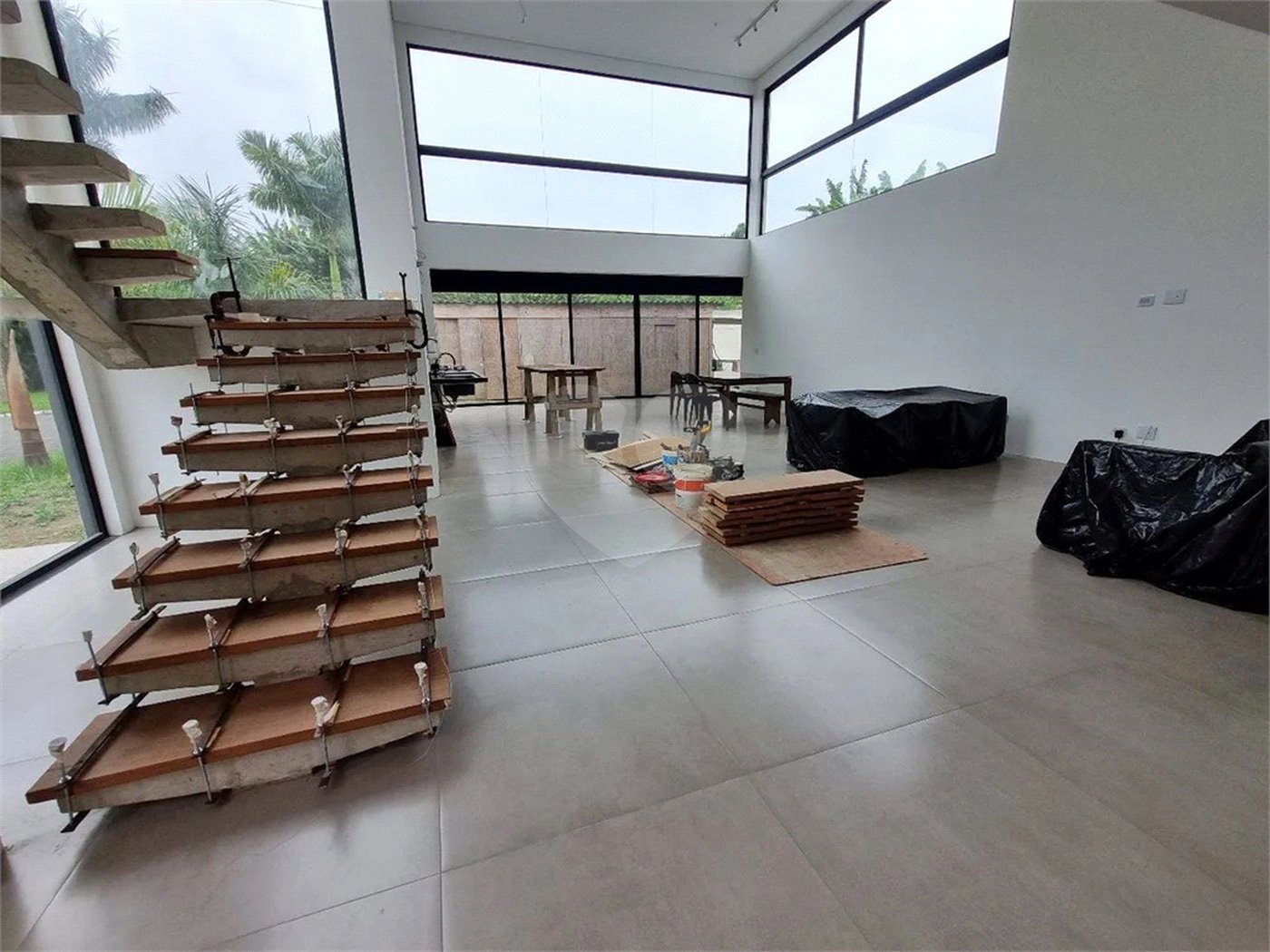 Casa à venda com 4 suítes no condomínio Park Lane, Guarujá - SP