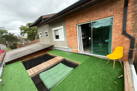 Casa à venda com 3 suítes em Taboão, São Roque, SP