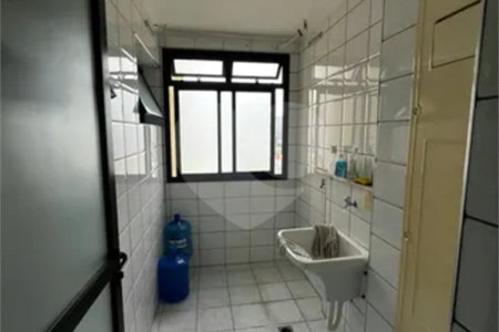 Apartamento à venda com 3 quartos, sendo 1 suíte, em Parque Residencial Aquarius, São José dos Campos, SP