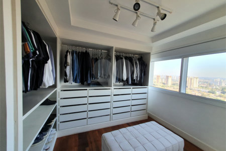 Apartamento à venda com 3 quartos, sendo 2 suítes, em Alto da Boa Vista, São Paulo, SP