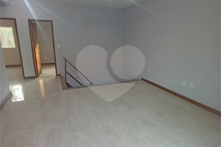 Casa à venda com 4 quartos, sendo 1 suíte, em Campo Grande, Rio de Janeiro, RJ