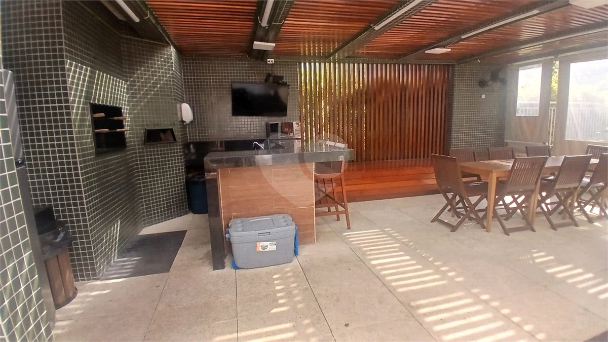 Apartamento para alugar com 2 quartos, sendo 1 suíte, em Vila Anastácio, São Paulo, SP