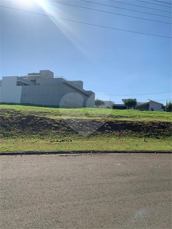 Terreno à venda em Jardim São Camilo, Araraquara, SP