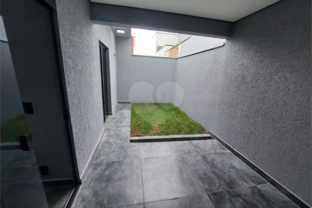 Casa à venda com 3 quartos, sendo 1 suíte, no condomínio Horto Florestal Villagio, Sorocaba - SP