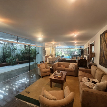 Sobrado à venda com 4 quartos, sendo 2 suítes,  em Jardim Marajoara, São Paulo, SP