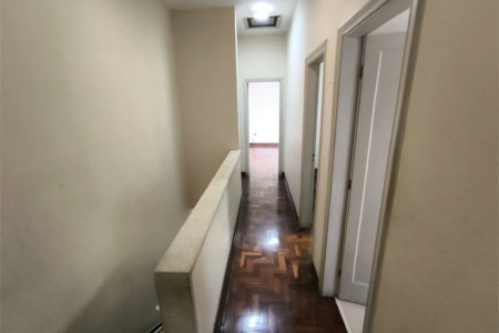 Sobrado à venda com 5 quartos, sendo 1 suíte, em Jardim Trussardi, São Paulo, SP