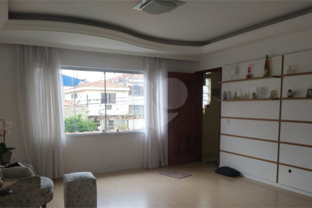 Casa à venda com 4 quartos, sendo 3 suítes, em Chácara Santo Antônio (zona Leste), São Paulo, SP