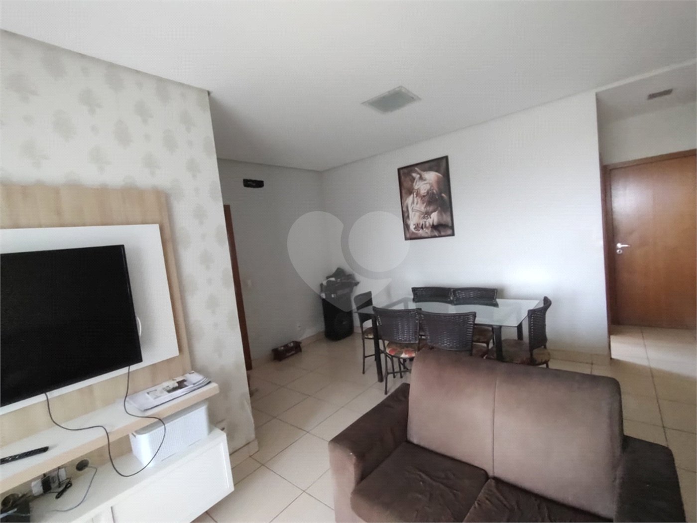 Apartamento à venda com 3 quartos, sendo 2 suítes, em Jardim Aclimação, Cuiabá, MT