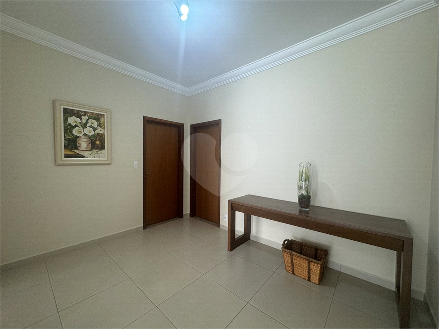Casa à venda com 3 suítes no condomínio Lago da Serra, Araçoiaba da Serra - SP