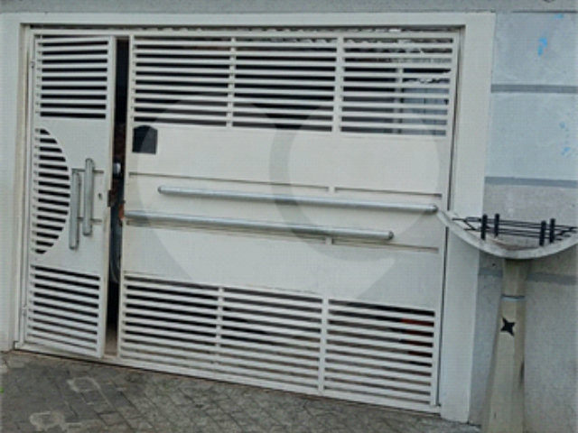 Sobrado à venda com 2 quartos em Parque Viviane, Itaquaquecetuba, SP