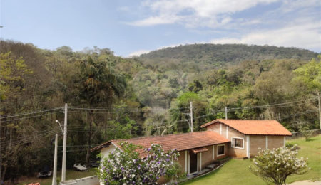 Chácara à venda com 3 quartos em Serra da Cantareira, Mairiporã, SP