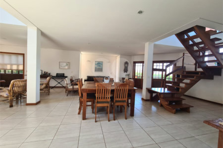 Casa à venda com 4 suítes no condomínio Santa Teresa, Itupeva - SP