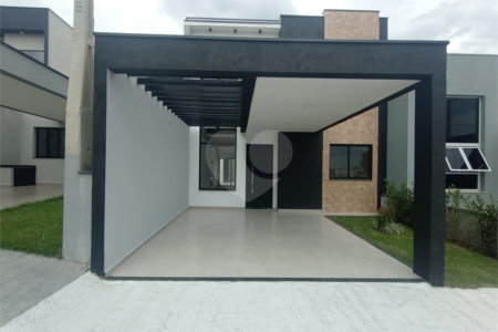 Casa à venda com 3 quartos, sendo 2 suítes, no condomínio Vila Rica, Indaiatuba - SP