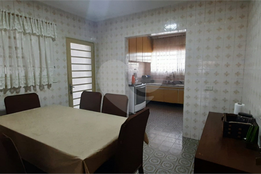 Sobrado à venda com 3 quartos, sendo 1 suíte, em Tremembé, São Paulo, SP
