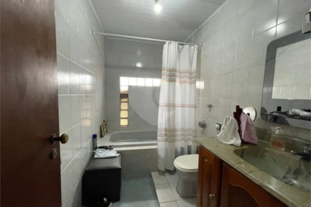 Casa Térrea à venda com 2 quartos, sendo 1 suíte, em Chora Menino, São Paulo, SP