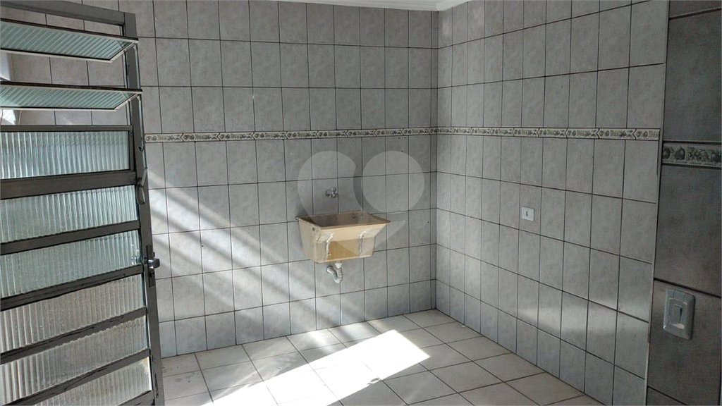 Sobrado à venda com 3 quartos, sendo 1 suíte, em Chora Menino, São Paulo, SP
