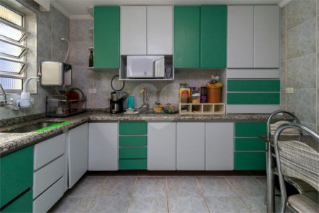 Casa à venda com 3 quartos em Jardim Monte Azul, São Paulo, SP