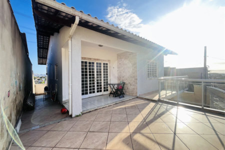 Casa à venda com 2 quartos, sendo 1 suíte, em Campo Grande, Rio de Janeiro, RJ