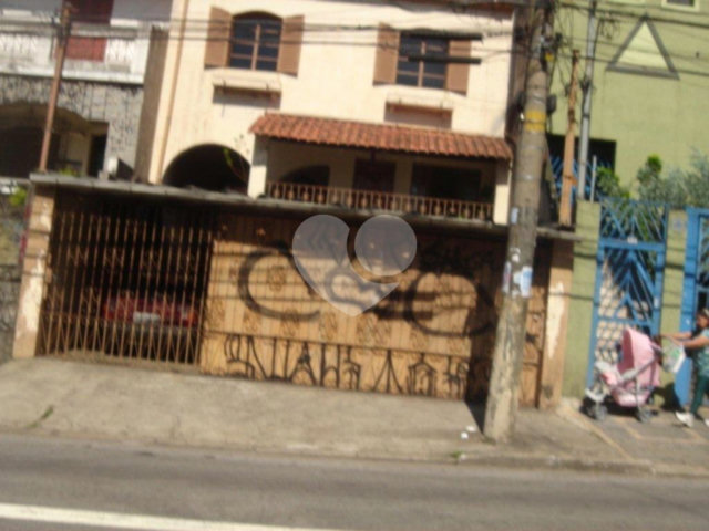 Sobrado à venda com 3 quartos em Santana, São Paulo, SP