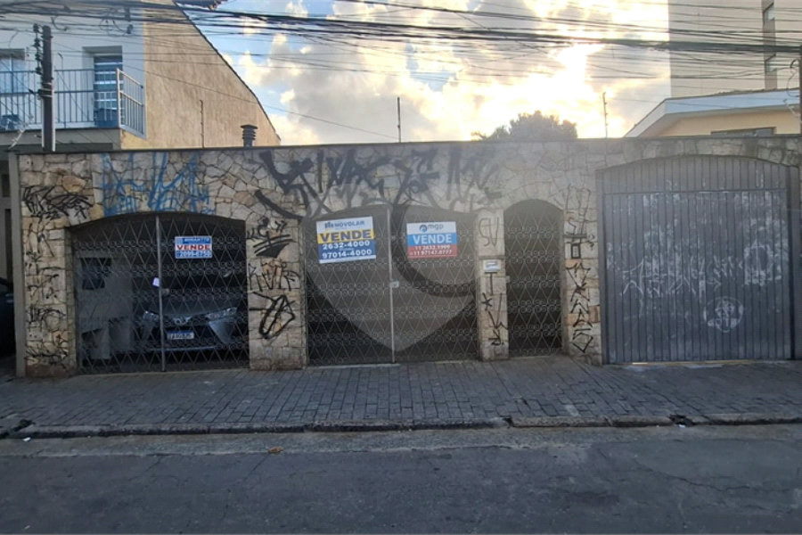 Casa Térrea à venda ou para alugar com 3 suítes em Vila Isolina Mazzei, São Paulo, SP