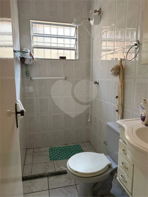 Casa à venda com 2 quartos no condomínio Residencial Bari, Itaquaquecetuba - SP