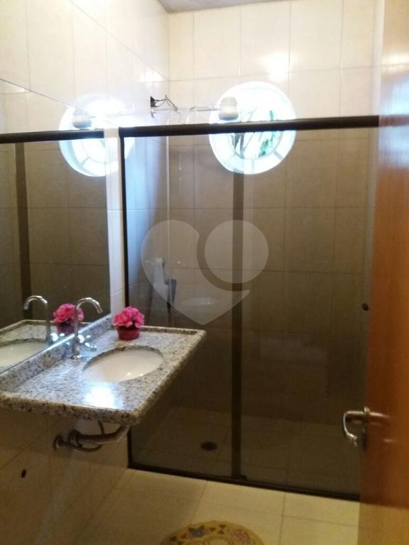 Sobrado à venda ou para alugar com 4 quartos, sendo 1 suíte, em Vila Butantã, São Paulo, SP