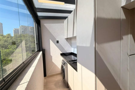 Apartamento à venda com 3 suítes em Santo Amaro, São Paulo, SP
