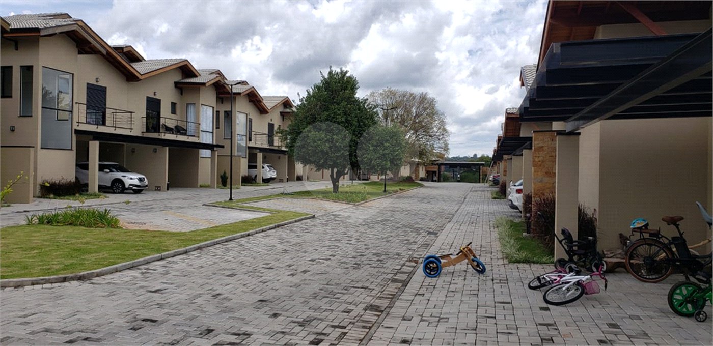 Casa para alugar com 3 quartos, sendo 1 suíte,  em Jardim dos Pinheiros, Atibaia, SP
