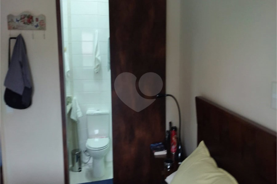 Casa à venda com 3 quartos, sendo 2 suítes, no condomínio Villa's Residencial, São Paulo - SP