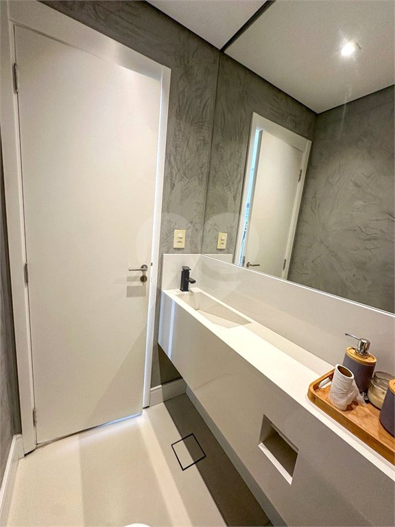 Apartamento à venda com 3 quartos, sendo 1 suíte, no Centro, São Bernardo do Campo, SP