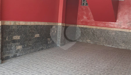 Casa à venda com 4 quartos, sendo 1 suíte, em Vila Vitório Mazzei, São Paulo, SP