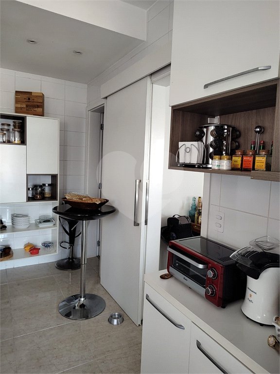 Apartamento à venda com 3 quartos, sendo 2 suítes, em Jardim Arpoador, São Paulo, SP