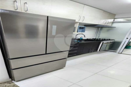 Apartamento à venda com 2 quartos, sendo 1 suíte,  em Parque Reboucas, São Paulo, SP