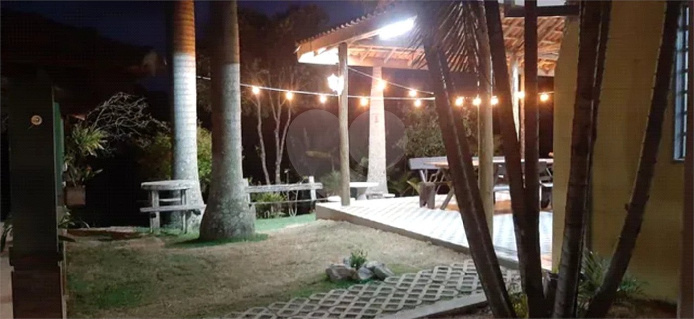 Chácara à venda com 3 suítes em Vila São Geraldo, São José dos Campos, SP