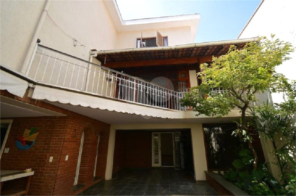 Casa à venda com 5 quartos, sendo 2 suítes, em Vila Galvão, Guarulhos, SP