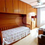 Sobrado à venda com 3 quartos, sendo 1 suíte, em Alto da Boa Vista, São Paulo, SP