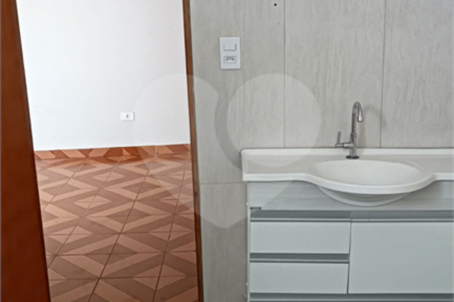 Casa à venda com 4 quartos, sendo 2 suítes, em Freguesia do Ó, São Paulo, SP