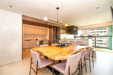 Apartamento à venda com 3 quartos, sendo 1 suíte, em Vila Mariana, São Paulo, SP