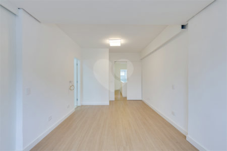 Casa de Vila à venda com 3 quartos, sendo 2 suítes, em Santo Amaro, São Paulo, SP