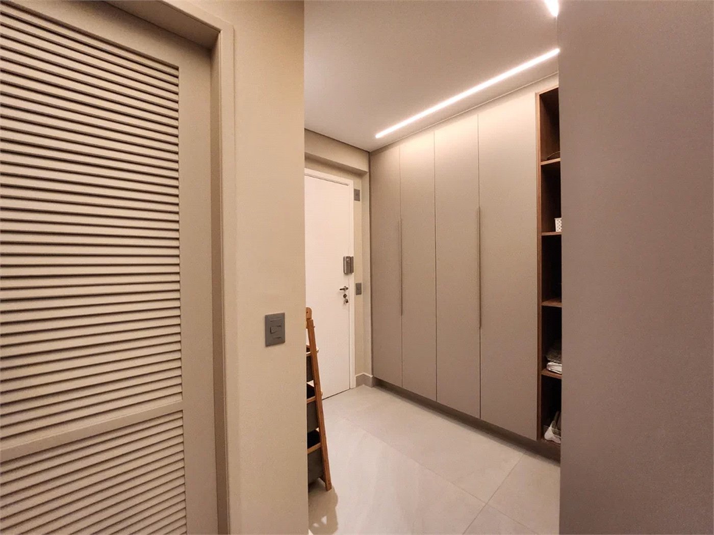 Apartamento à venda com 4 suítes em Jardim das Acácias, São Paulo, SP