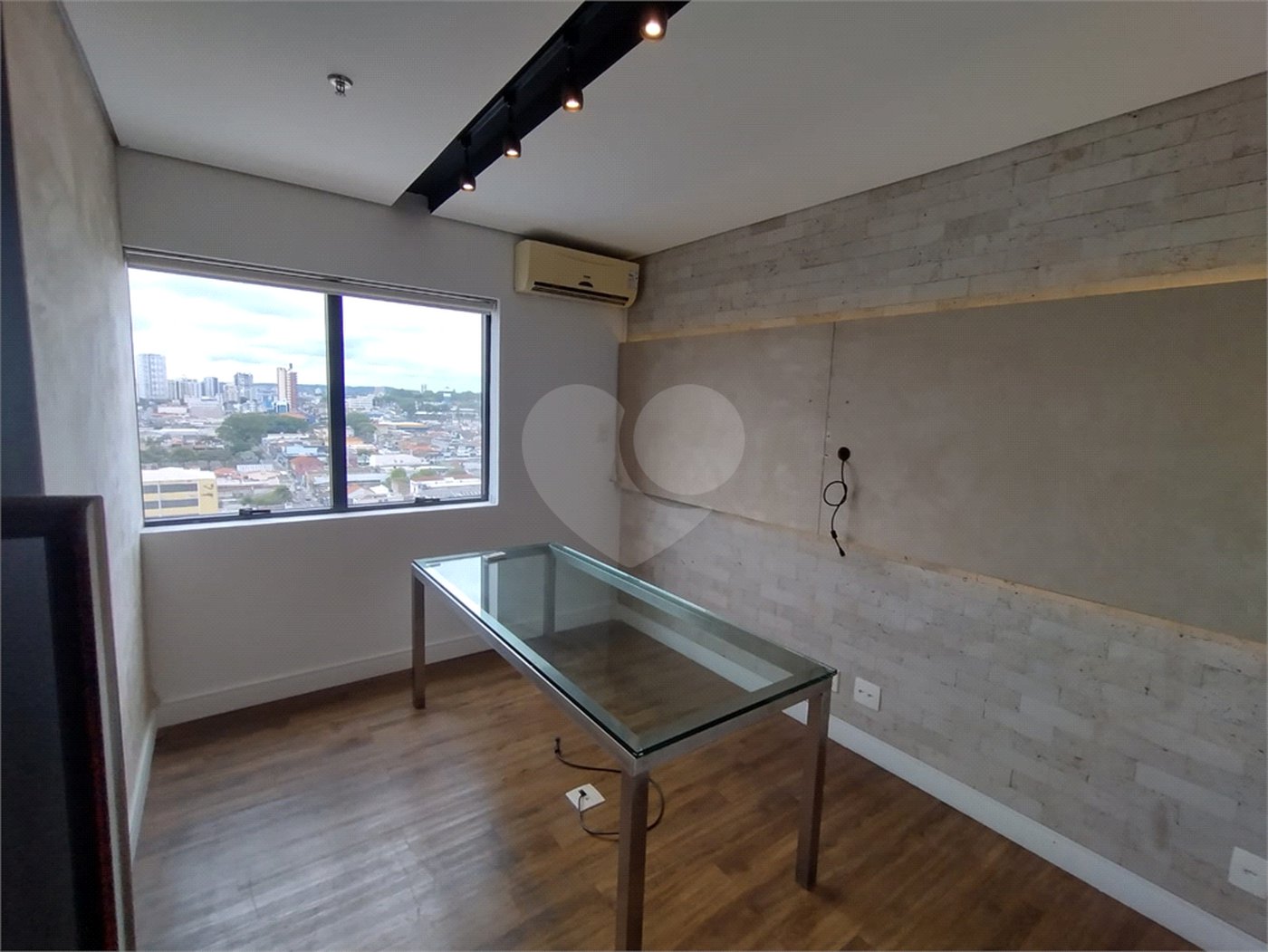 Sala à venda no Centro, Mogi das Cruzes, SP