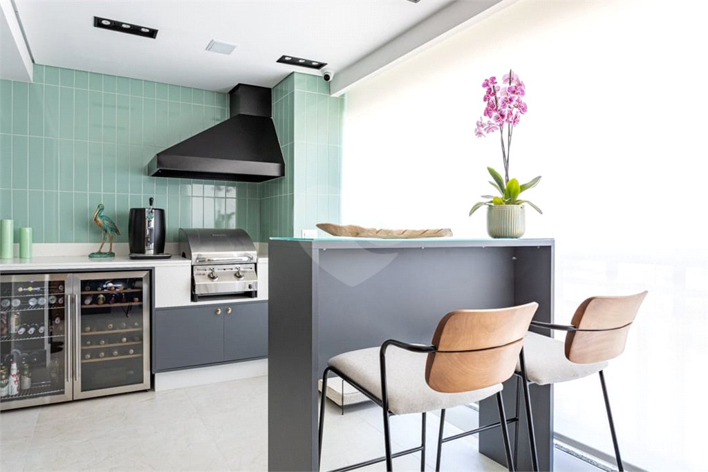 Apartamento à venda com 3 suítes em Jardim Sul, São Paulo, SP