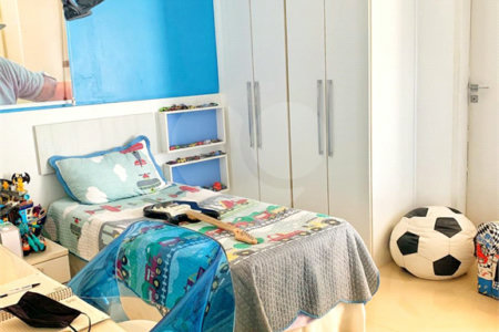 Casa de Vila à venda com 4 quartos, sendo 1 suíte, em Campo Grande, Rio de Janeiro, RJ