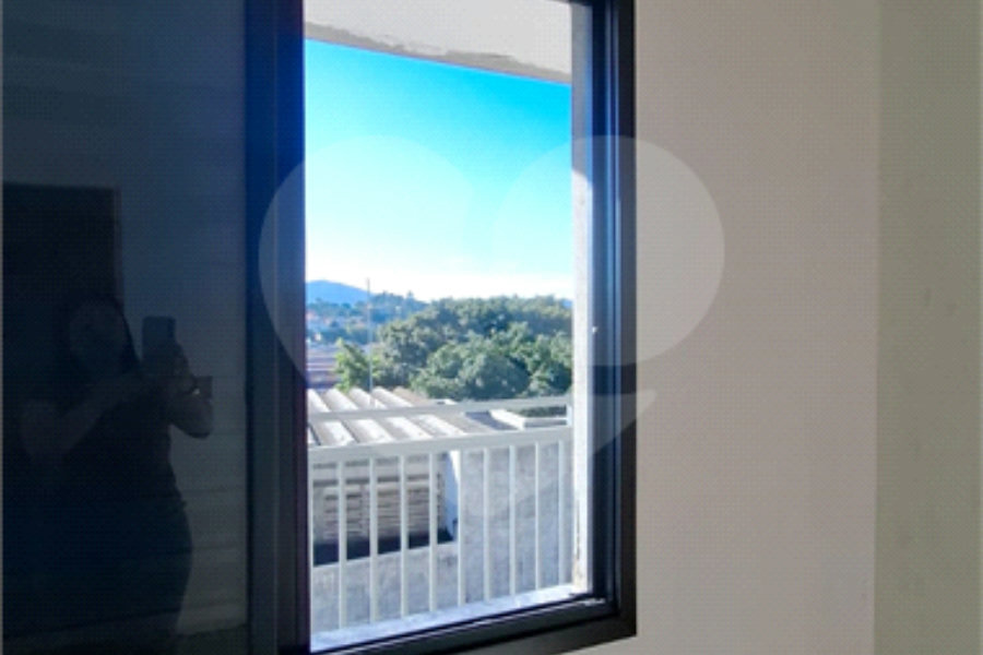 Apartamento à venda com 2 quartos, sendo 1 suíte,  em Vila Constança, São Paulo, SP