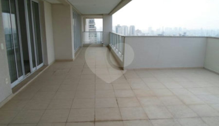 Apartamento à venda com 4 suítes em Campo Belo, São Paulo, SP