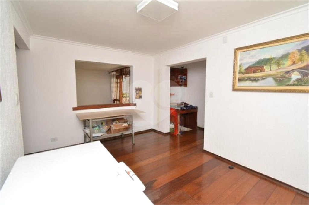 Casa à venda com 5 quartos, sendo 2 suítes, em Vila Galvão, Guarulhos, SP