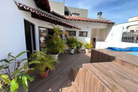 Apartamento com 4 dormitórios à venda, 259 m² por R$ 900.000,00 - Jardim Três Marias - Guarujá/SP